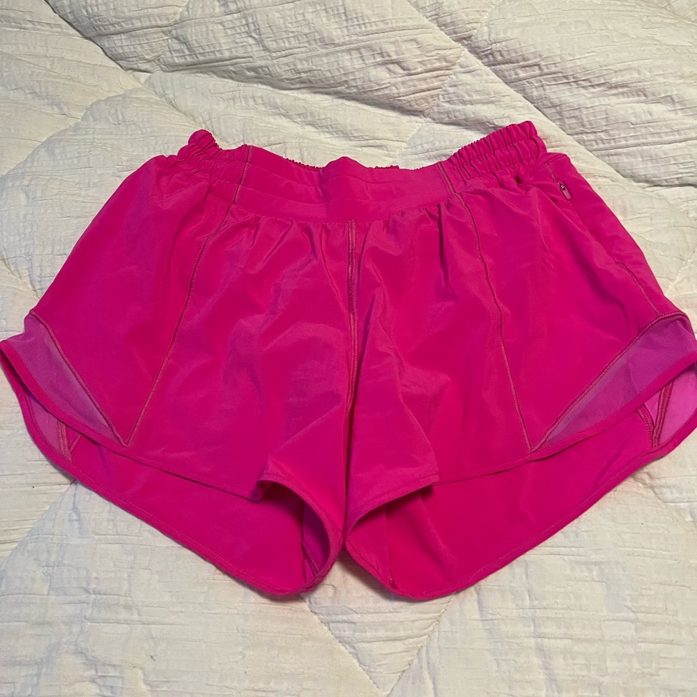 Pow pink lululemon hotty hot shorts